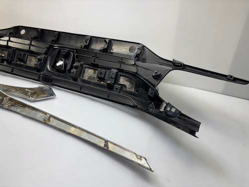 Grade Frontal Radiador Honda Civic G10 2017a2019 (original) Brilhante
