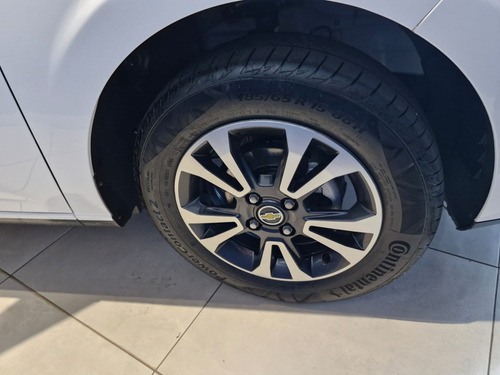 Chevrolet Onix 1.4 MPFI LTZ 8V FLEX 4P AUTOMÁTICO