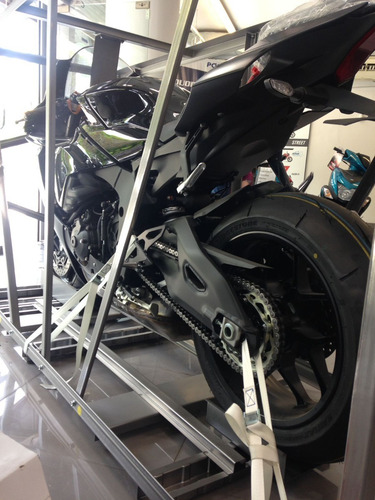Imagen 2 de 5 de Yamaha Yzf R1 0km