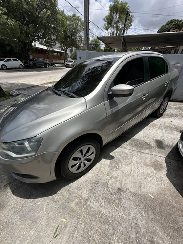 Volkswagen Voyage 1.0 Tec Total Flex 4p
