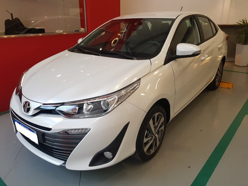 Toyota Yaris 1.5 Xls Pack Cvt Sedán 4p 2021 0km