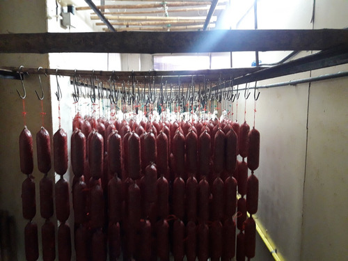 Imagen 4 de 5 de Secaderos De Embutidos Y Salames
