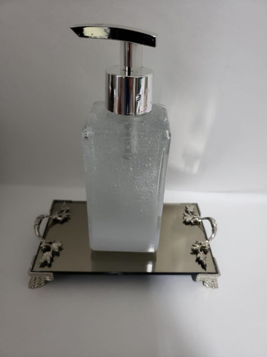 Imagem 1 de 5 de Kit Lavabo Banheiro Saboneteira Bandeija Luxo