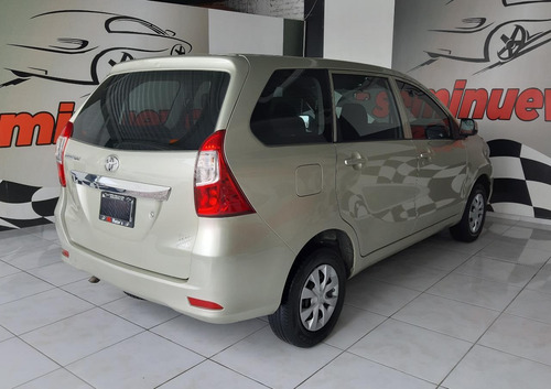 Imagen 2 de 14 de Toyota Avanza 2017 1.5 Le At