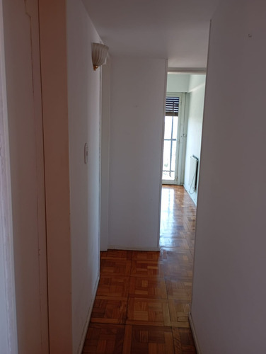 Alquiler 2 Dormitorios + Escritorio Y Toilette Seguridad 24h. Av La Plata 150