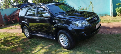 Toyota Hilux SW4 3.0 Srv 7l 4x4 Aut. 5p