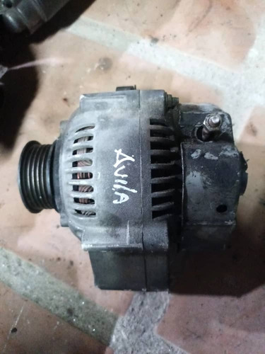 Alternador. Toyota Avila. 