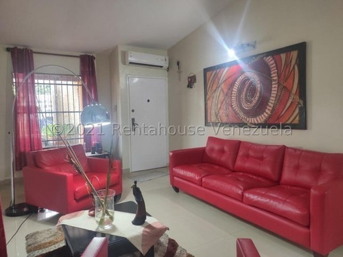 Imagen 5 de 27 de Casa Remodelada Con Piscina Duplex 220mts Conj Privado Palo Negro Estef 22-7076