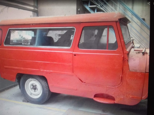 Imagen 2 de 8 de Jeep Ika