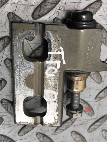 Bisagra Tra Der Bmw 320 I Aut V6 2.2 98/2007 (Usado)