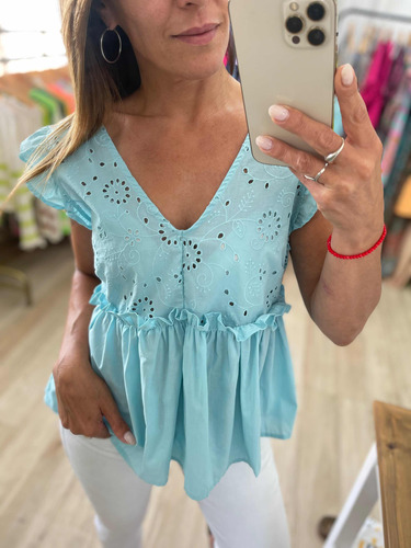 Blusa Con Broderie Escote V Músculosa Volado The Big Shop