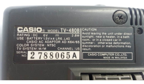 Mini Tv Casio Tv-480 De Bolso Analógica Ligando