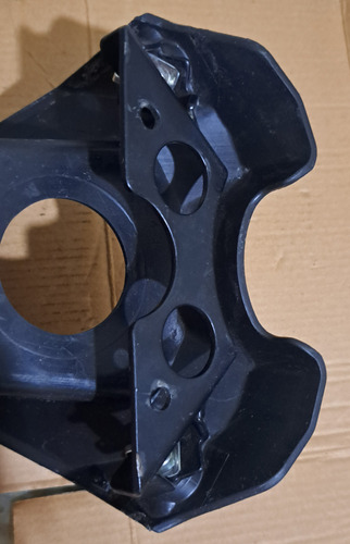 Enbellecedor Plastico Porta Llave Contacto Benelli Tnt 600