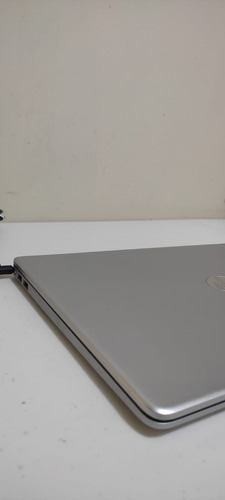 Laptop Hp 15 15.6 Amd 3020e 4gb Ram Ssd 120gb Windows 11 (Usado)