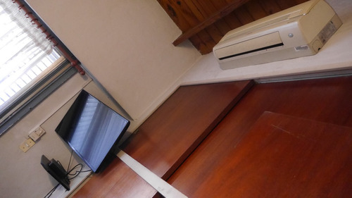 Dueño Vende Ph Independiente Con Pileta Semiclimatizada, Cochera, 5 Dormitorios, Quincho, Parrilla, Jardín, Patio, 8,66 Mts De Balcón, 2 Habs En Pb Y 3 En 1° C/espacio Aéreo, Coghlan Al Cfte-fte