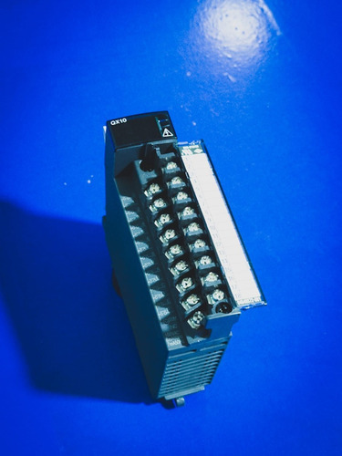 Modulo De Entradas Mitsubishi Qx10 Para Plc Melsec Q