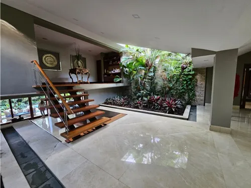 Venta Casa De 1.020mts2, En Arboleda, Oeste De Cali, 10604.a