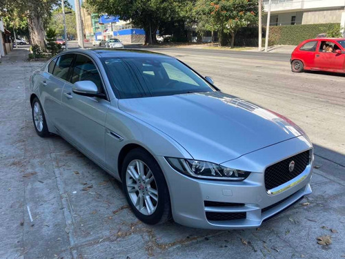 Jaguar Xe 2016 2.0 Pure At