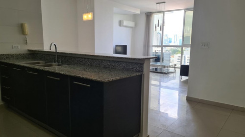 Imagen 6 de 14 de Venta De Apartamento Amoblado En Ph Quadrat, 21-7251
