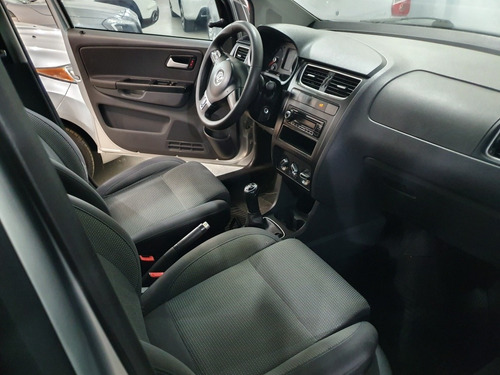 Volkswagen Suran 1.6 Comfortline 101cv 11a 2012