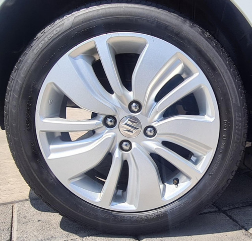 Imagen 4 de 6 de Suzuki Swift Gls 2019