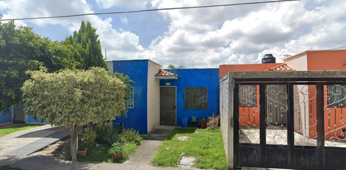 Venta De Casa, Calle Yoro Fraccionamiento Hacienda Santa Fe, Tlajomulco De Zuñiga, Jalisco, Remate Bancario-jmjc89