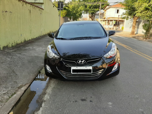 Hyundai Elantra 2012