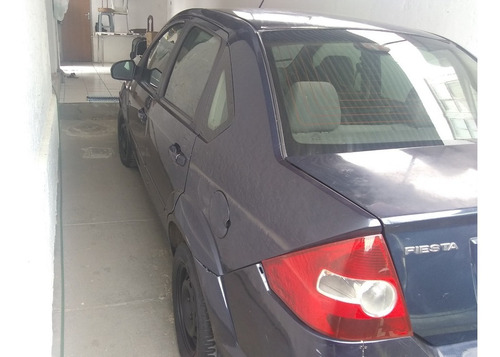 Fiesta Sedan