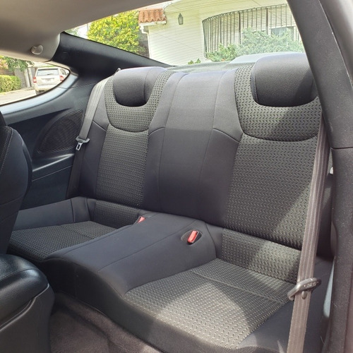 Hyundai Genesis 2.0 Coupe T 210cv Mt 2012