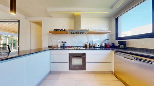 Casa En Venta En Costa Esmeralda Con Gas Natural