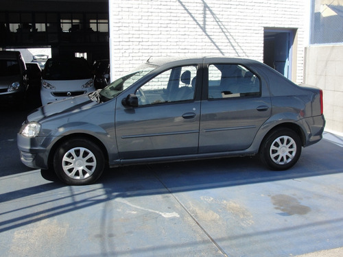 Renault Logan Expression 1,6 Año 2011 Excelente Estado
