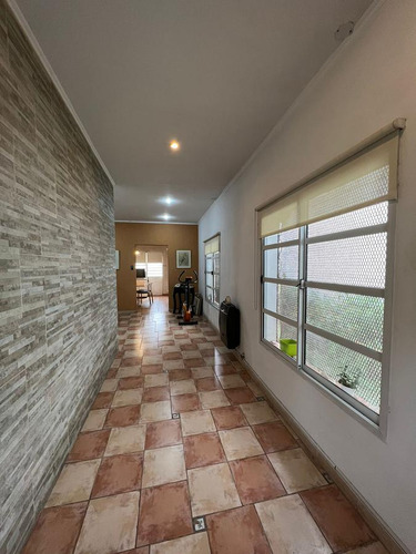 Venta Casa - Villa Lugano - 3 Dormitorios Con Cochera - Apto Credito