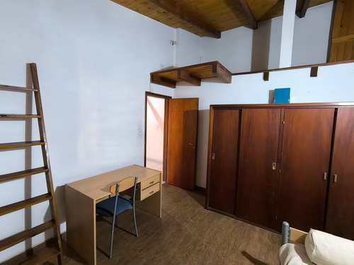 Alto Alberdi - Casa En Venta - 5 Dormitorios