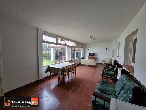 Chalet 5 Ambientes A 150 Mts De La Peatonal Zona 1 V4801