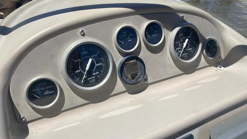 Imagen 4 de 15 de Lancha Cuddy Crucero Bayliner Ciera 2355 Mercruiser V8
