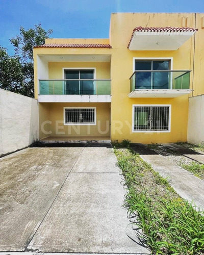 Imagen 1 de 23 de Venta De Casa Cerca Del Centro De Chetumal