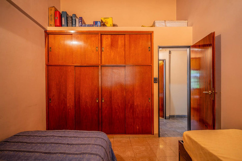 Casa 5 Ambientes En Ciudad Evita, Apta Crédito