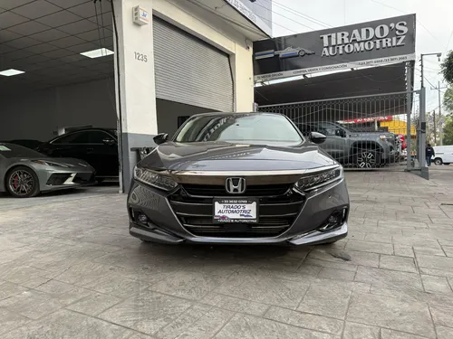 Honda Accord 2.0 Touring At