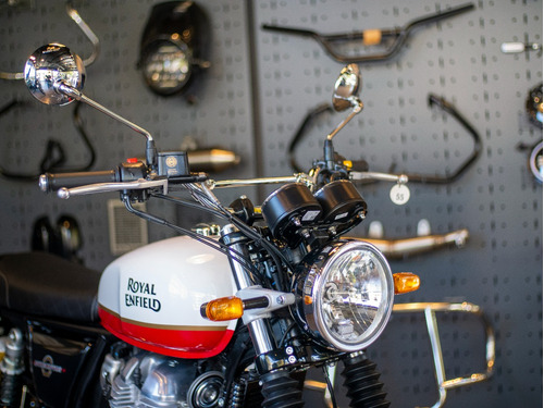 Imagen 12 de 25 de Royal Enfield Interceptor 650 Baker Express Reserva Hoy