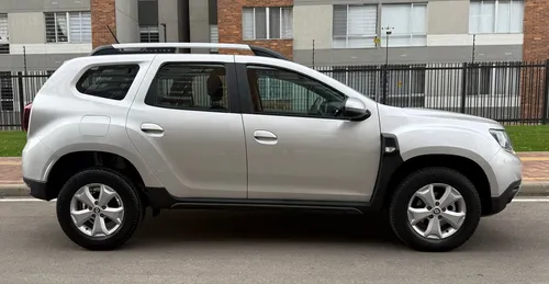 Renault Duster 1.3 Intense Cvt