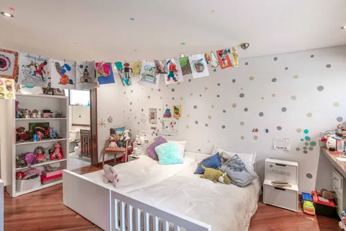 Casa En Venta En Los Rosales. Cod V8293