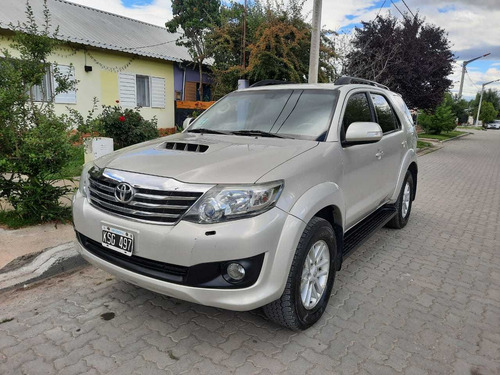 Toyota Sw4 3.0 Srv Cuero I 171cv 4x4 4at 7 Asientos