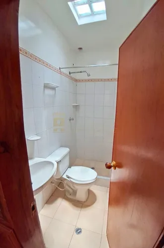 ¡casa Con 4 Apartamentos! Ideal Para Inversión Lucero Medio Sur