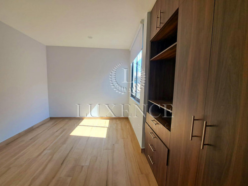 Departamento En Venta , Del Valle