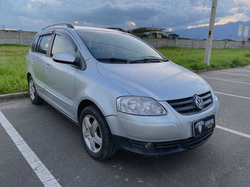 Imagem 3 de 7 de Volkswagen Spacecross 1.6 Mi 8v 2009
