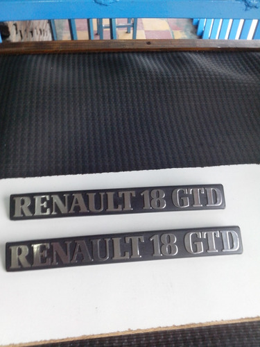 Insignias  Renault 18gtd  De Baul De Renault 18