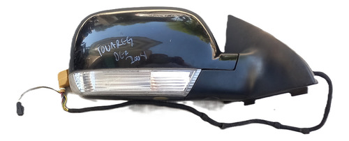 Espejo Derecho De Volkswagen Touareg Modelo 2004 (Usado)