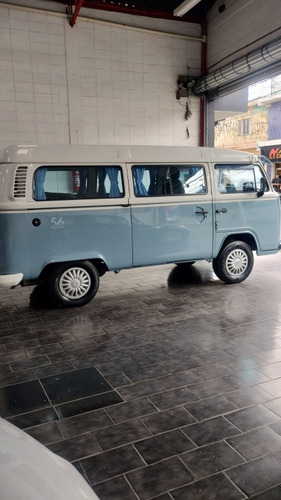 Volkswagen Kombi 1.4 Standard Total Flex 3p