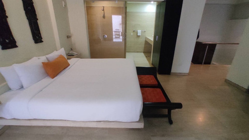Imagen 5 de 21 de Johanna Castillo Vende Hotel En El Rosal 04145951217