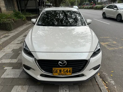 Mazda 3 2.0 Touring At